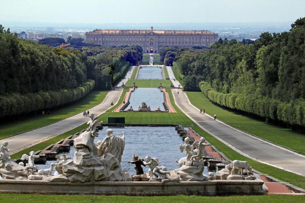 Hotel Caserta Antica Exterior photo